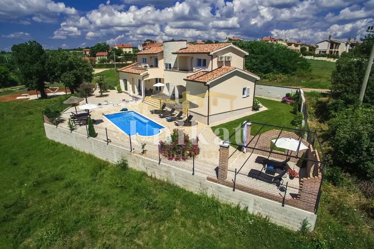 Luksuzna vila s fantastičnim pogledom na morje